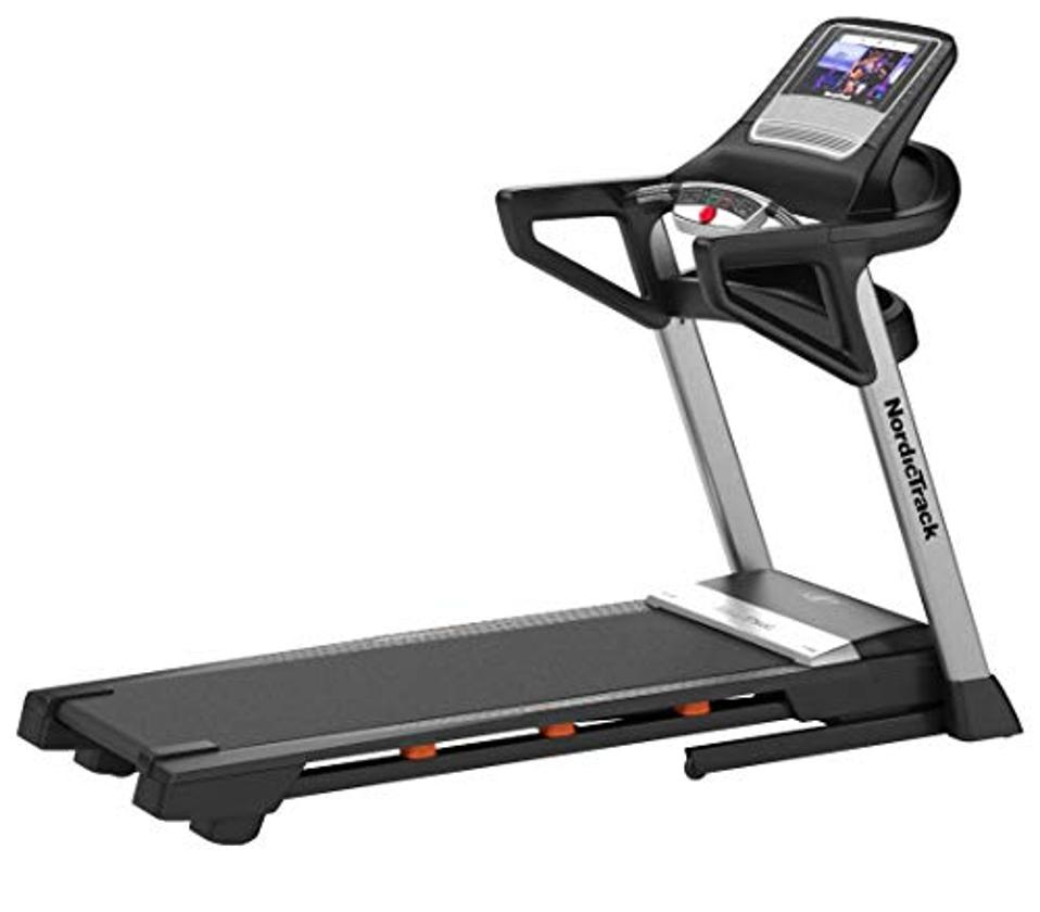 T 9.5 S Interactive Trainer Treadmill
