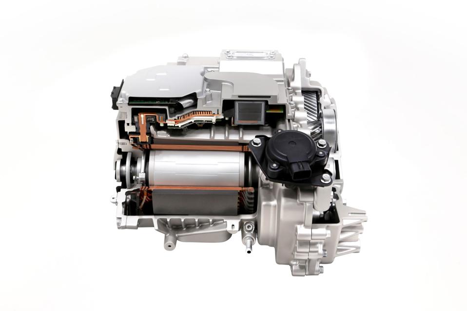 The Hyundai Motor Group E-GMP architecture features a power unit that integrate the motor, transmission and power electronics into a single compact package