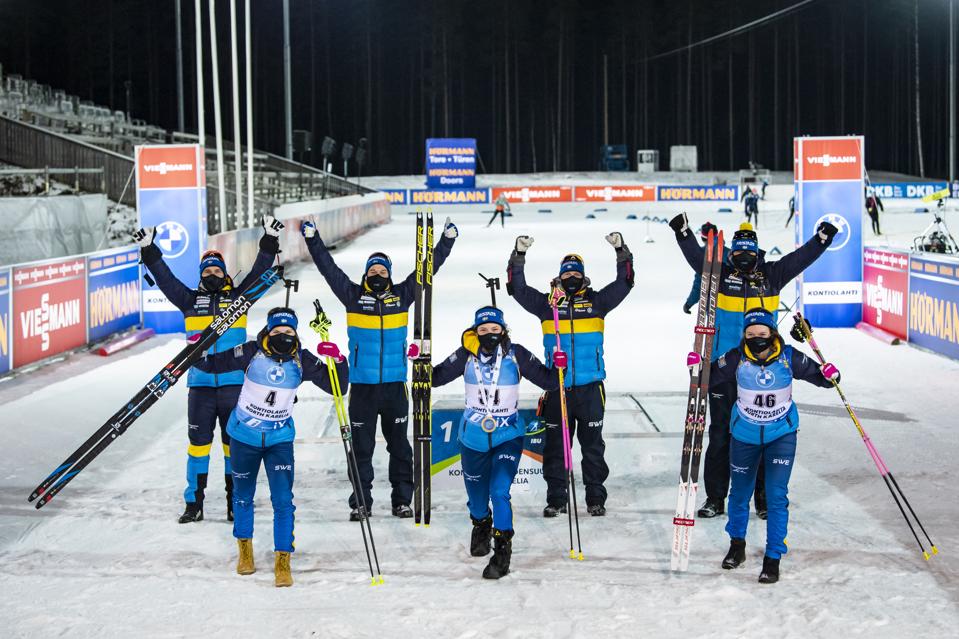 A fully-masked Swedish women's biathlon team competing in Kontiolahti, Finland on 29 November.