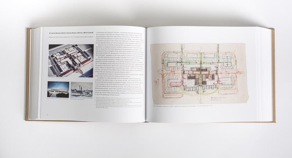 ″Frank Gehry: Catalogue Raisonné of the Drawings Volume One″ book