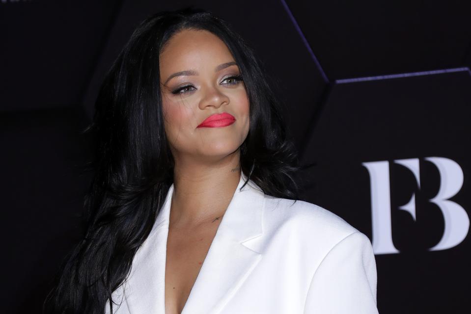 Rihanna Attends Photocall for “FENTY BEAUTY”