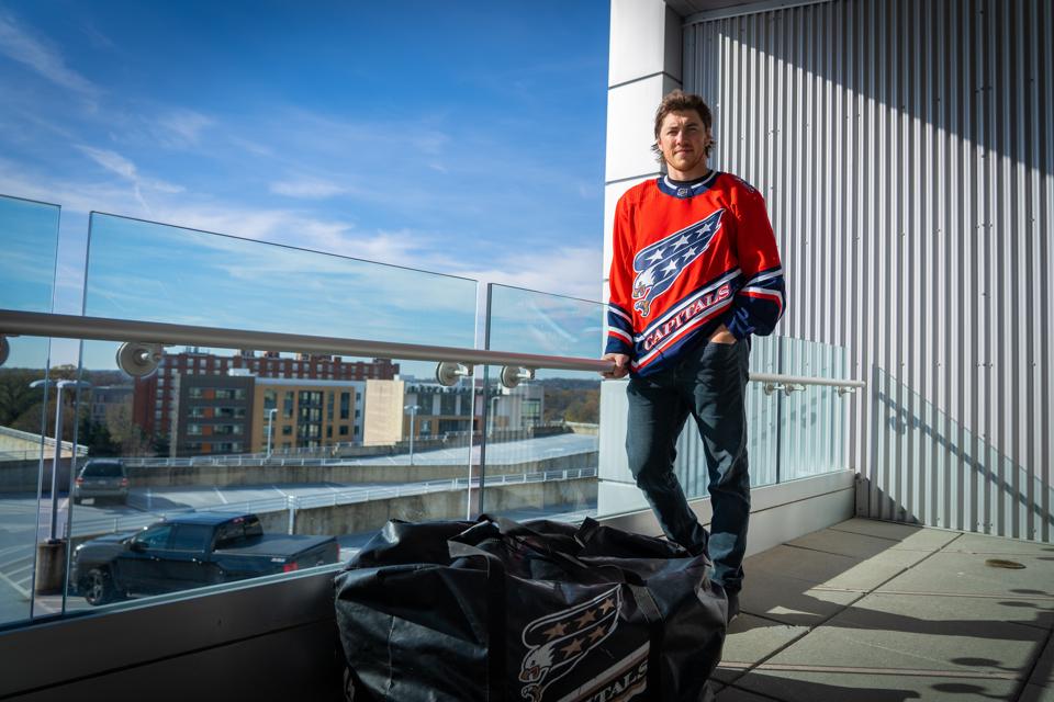 Washington Capitals Screaming Eagle jersey