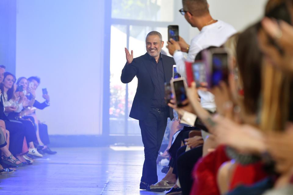 Elie Saab : Runway - Paris Fashion Week - Haute Couture Fall/Winter 2019/2020