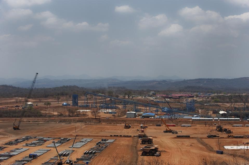 Mitsui has invested $900 million in two major coal mining projects in Mozambique with Brazilian giant Vale. Seen here, Vale's $1.7 billion coal mine on the outskirt of Tete in the Moatize coal basin in Mozambique.