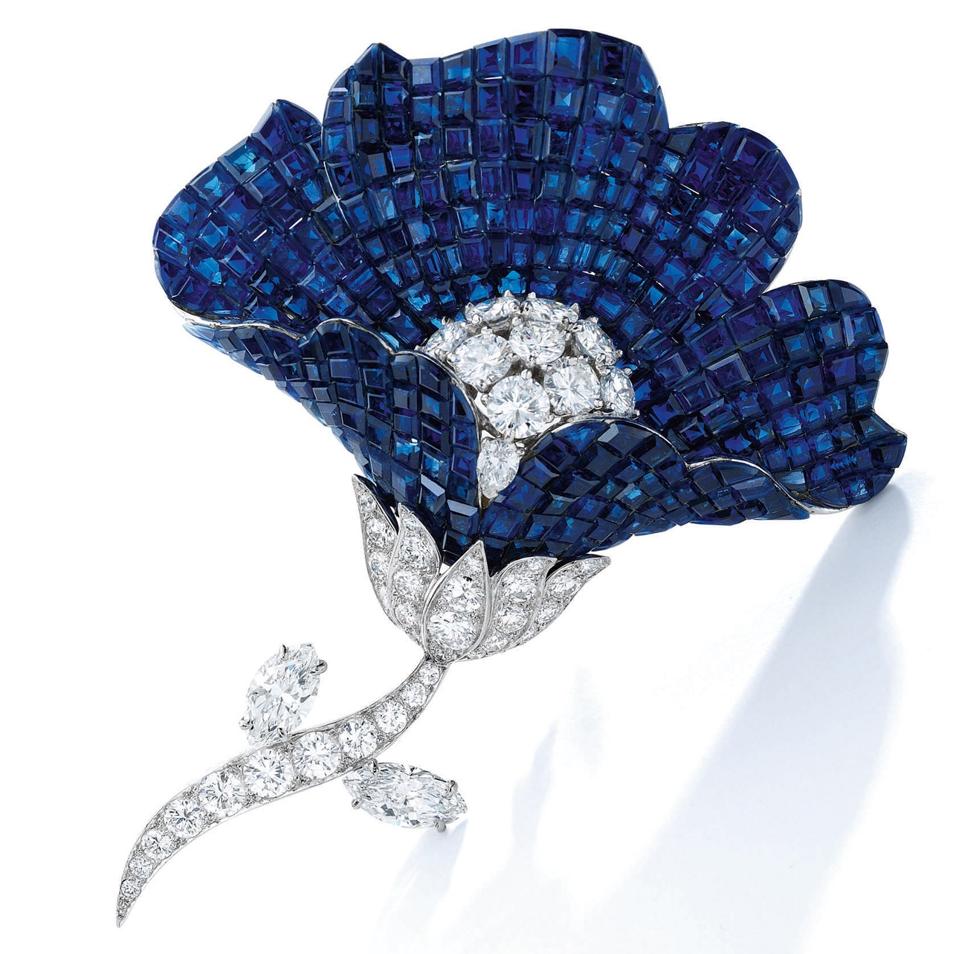 Van Cleef & Arpels mystery-set sapphire and diamond flower brooch fetched $1.1 million