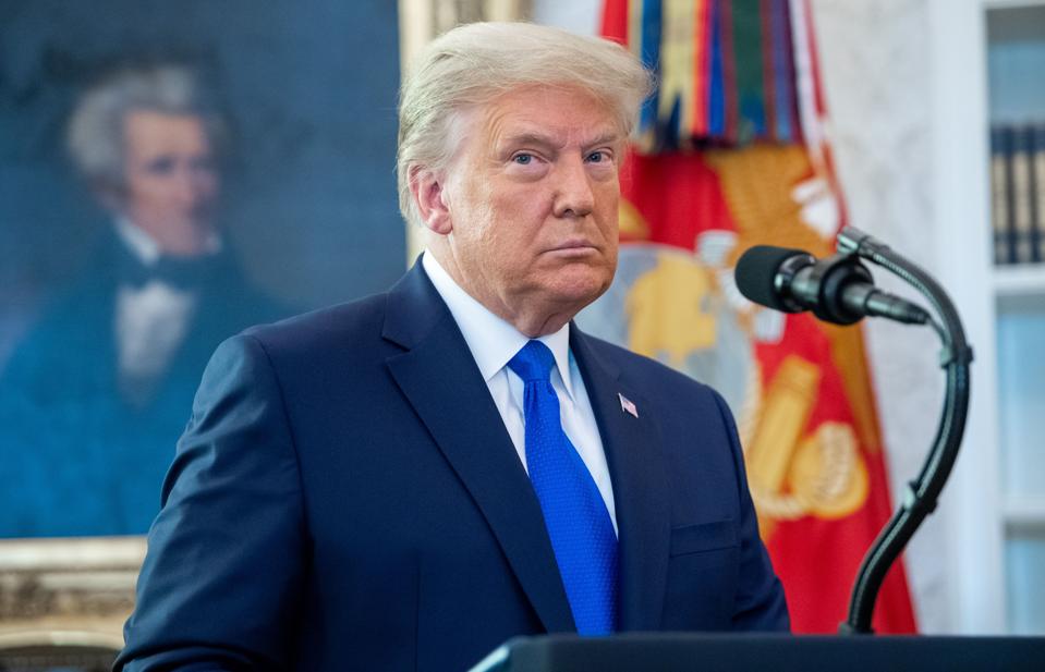 TOPSHOT-us-politics-trump