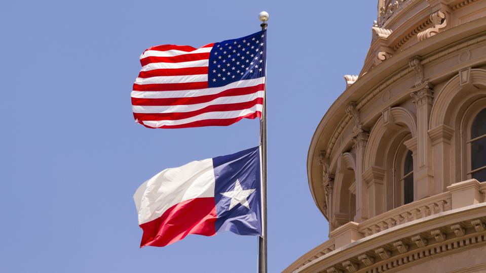 Flags, Texas State Capitol building, Austin