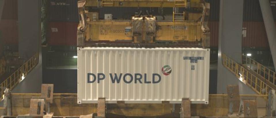 DP World shipping container