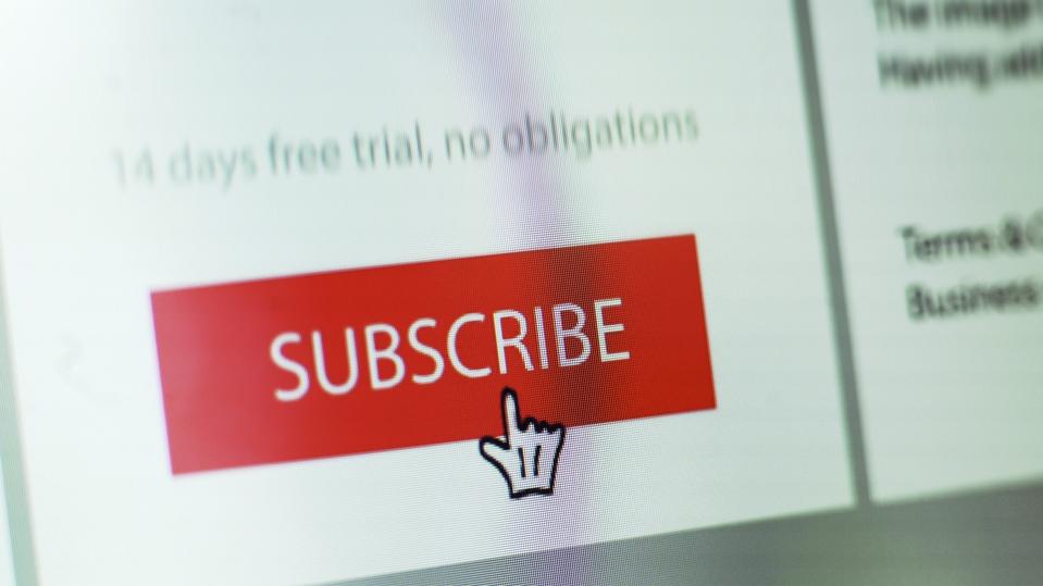 Close up of a “subscribe” button on a website with a cursor pointing to it.