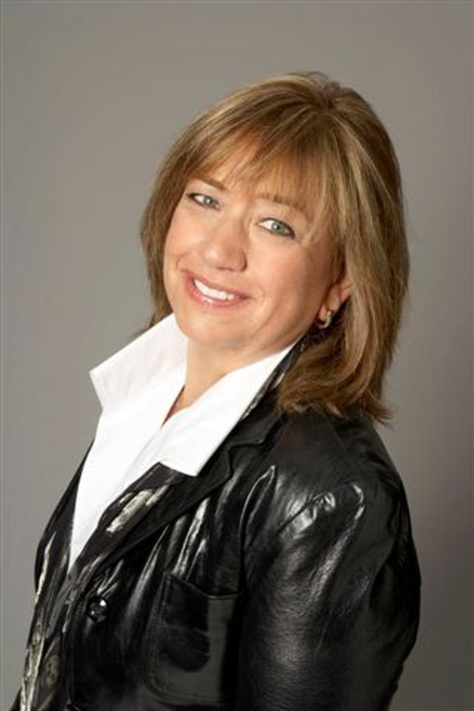 Debra Robinson is senior vice president and CIO of Oracle technology and operations at Hearst.