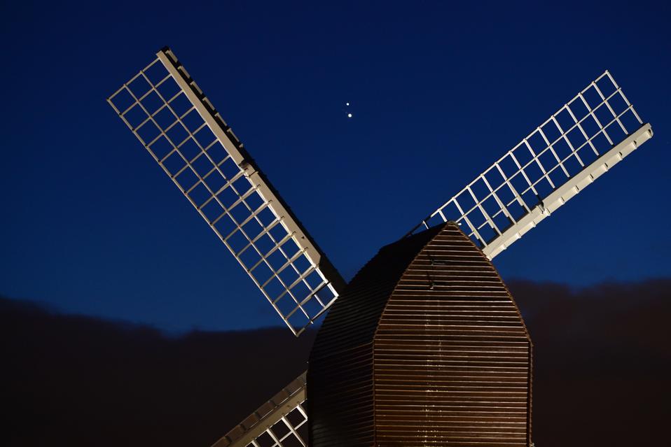 In Photos: 'Christmas Star' Dazzles As Jupiter And Saturn Align In Best  Display Since The 13th Century