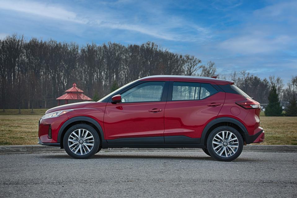 2021 Nissan Kicks SV