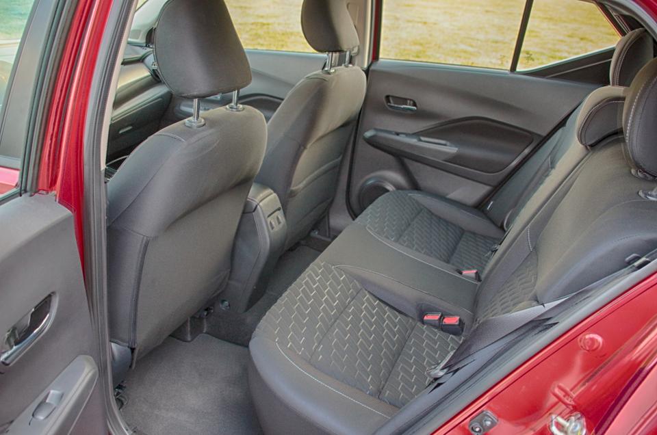 2021 Nissan Kicks SV