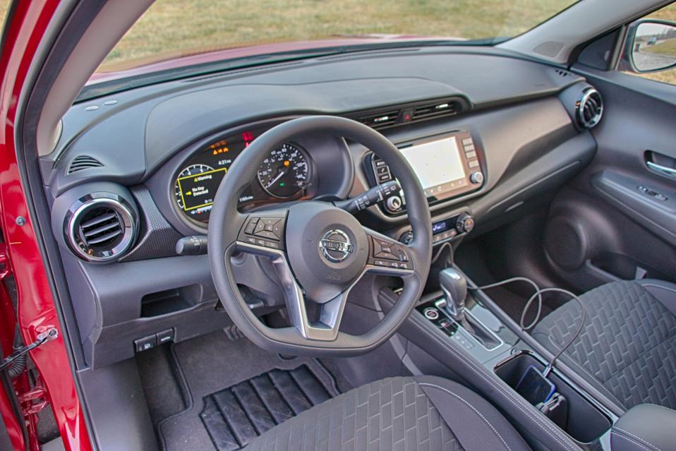 2021 Nissan Kicks SV