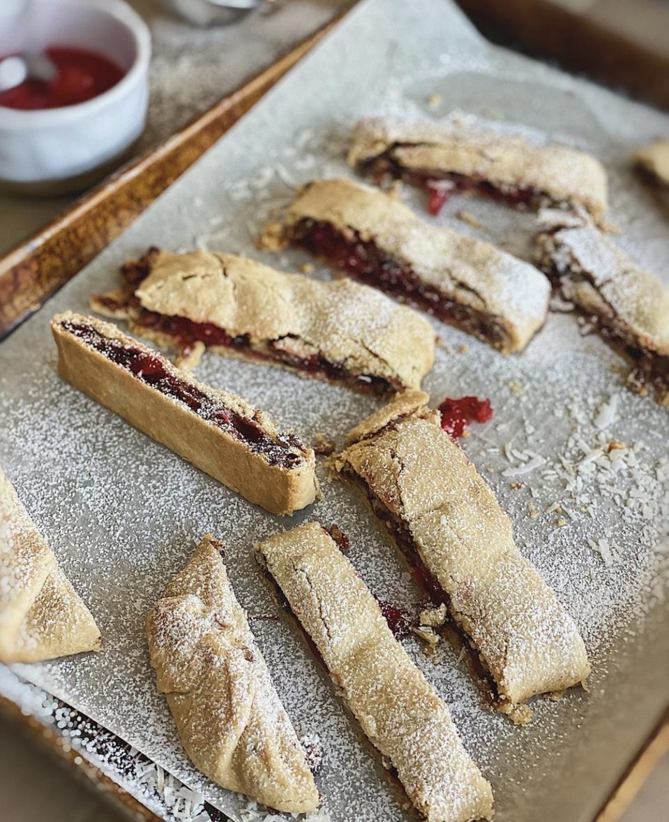 Holiday Pie Crust Cookies