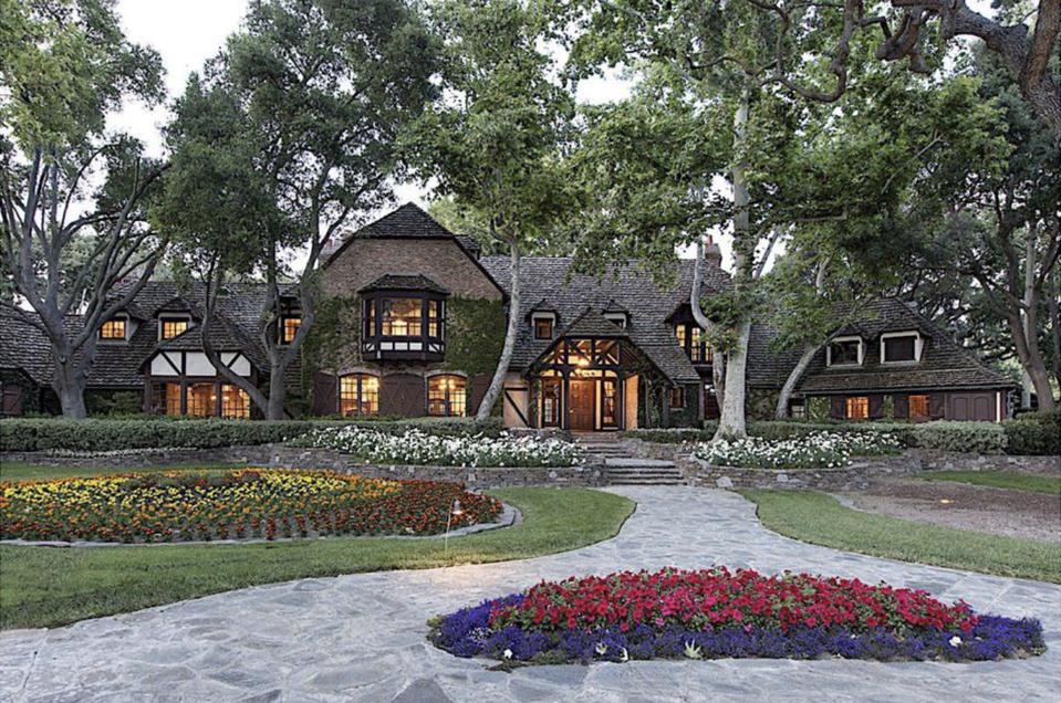 Michael Jackson, Neverland, Neverland Ranch, Michael Jackson Neverland Ranch sells for $22 million