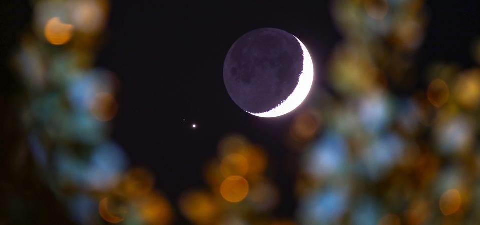 Crescent Moon and Jupiter over Van