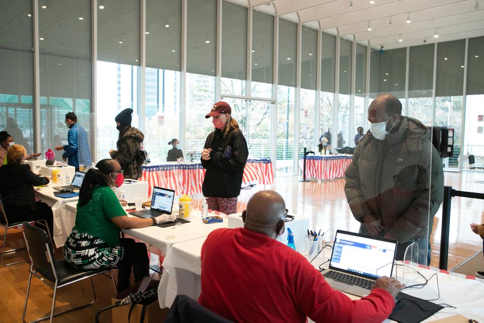 More Than 2 5 Million People Have Already Voted In Next Week S Georgia Senate Runoffs