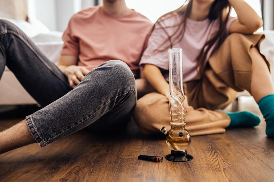Cannabis users in countries with harsher penalties for cannabis report more stigmatization.