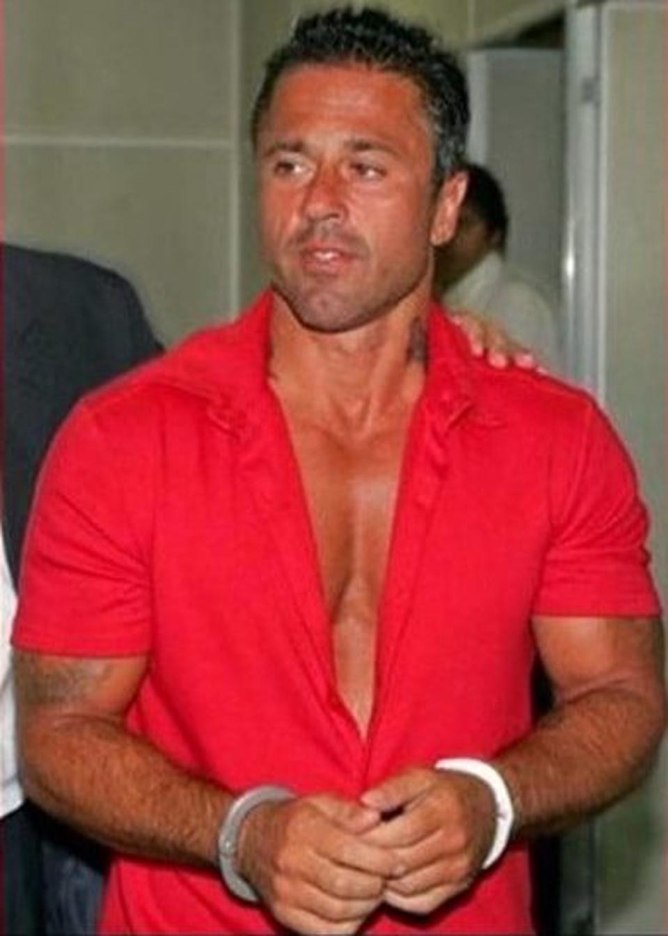 The Hitman And The GMan An Extraordinary Case Of Brotherhood, Trust