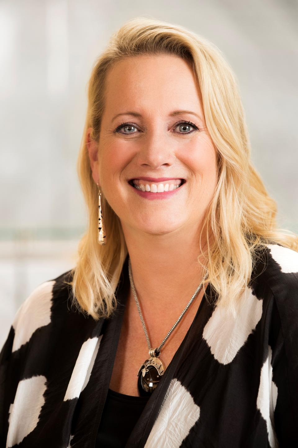 Cindy Morris, DMC