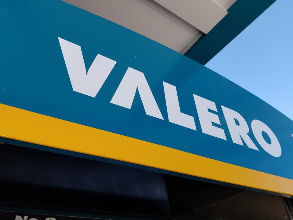Valero Energy Stock To Remain Below Its Pre-Covid Peak