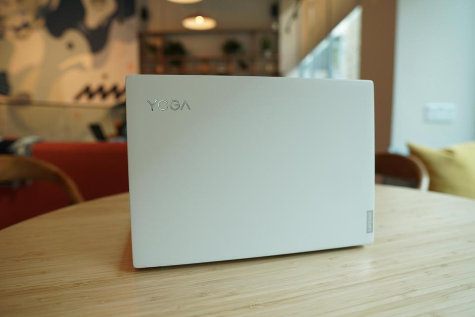 Lenovo Yoga 7i Slim Carbon