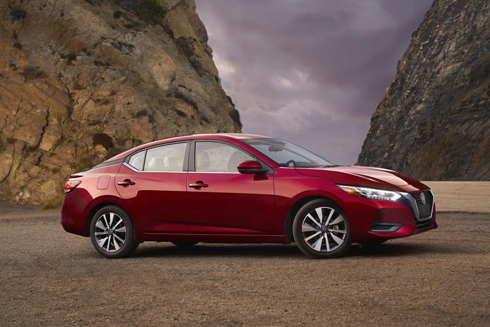 2021 Nissan Sentra Profile