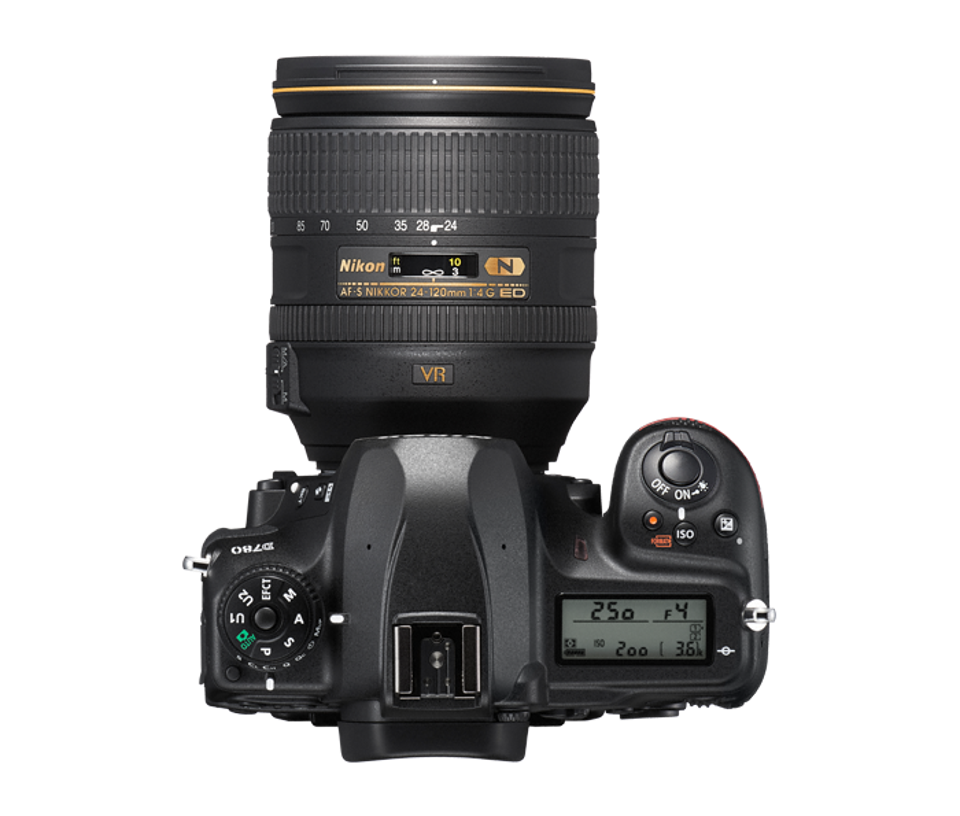 Nikon D780