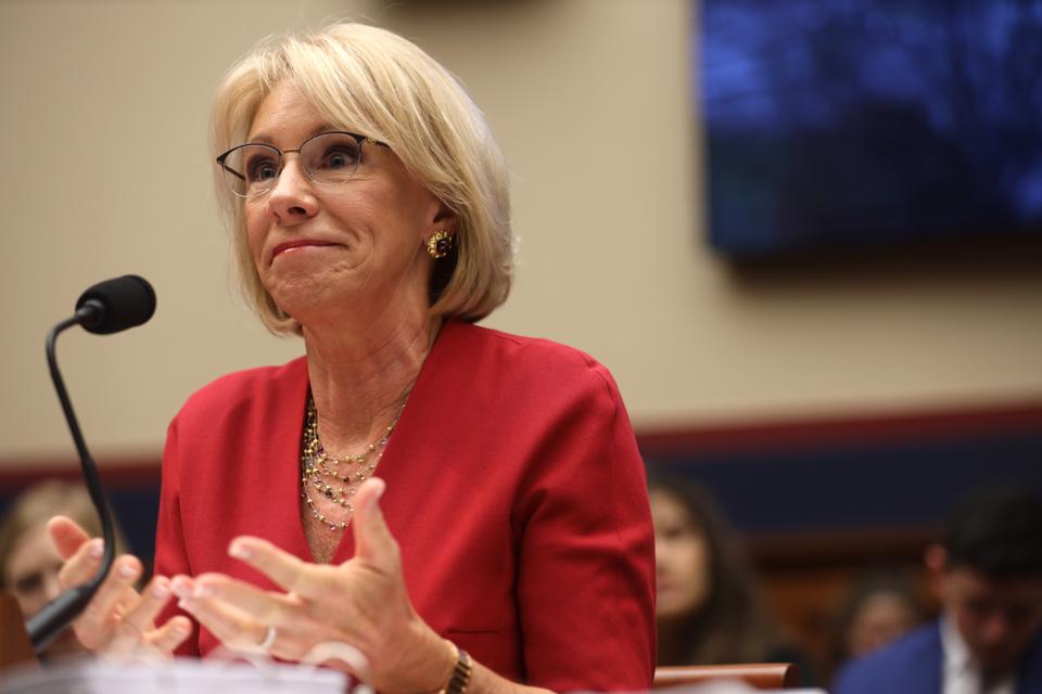 Betsy DeVos Dumps Trump, Leaving Controversial Student Loan Legacy Behind Betsy DeVos Dumps Trump, Leaving Controversial Student Loan Legacy Behind