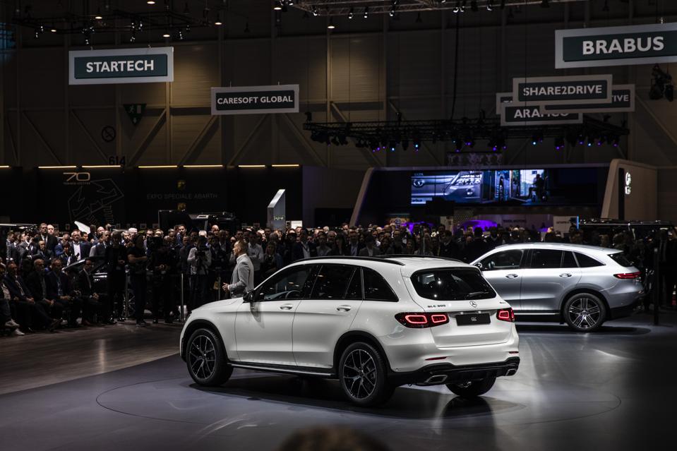 Daimler met its CO2 obligations in 2020, even as Europe's auto market plummeted
