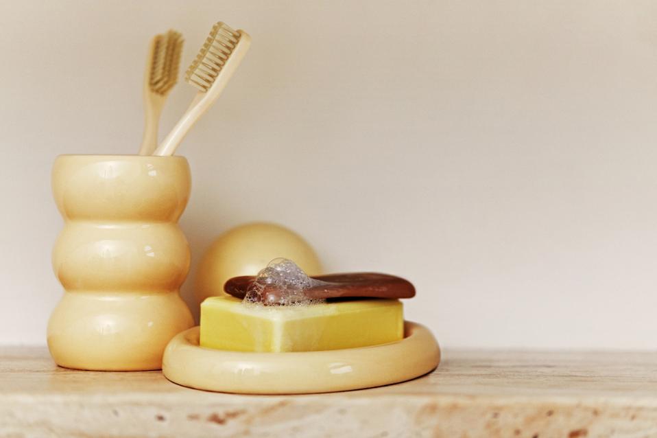 Lumpy Ceramic Set Sleeper
