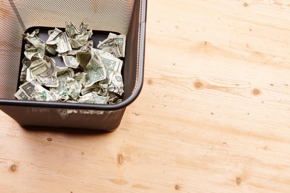 American banknotes have mysteriously been tossed in the trash