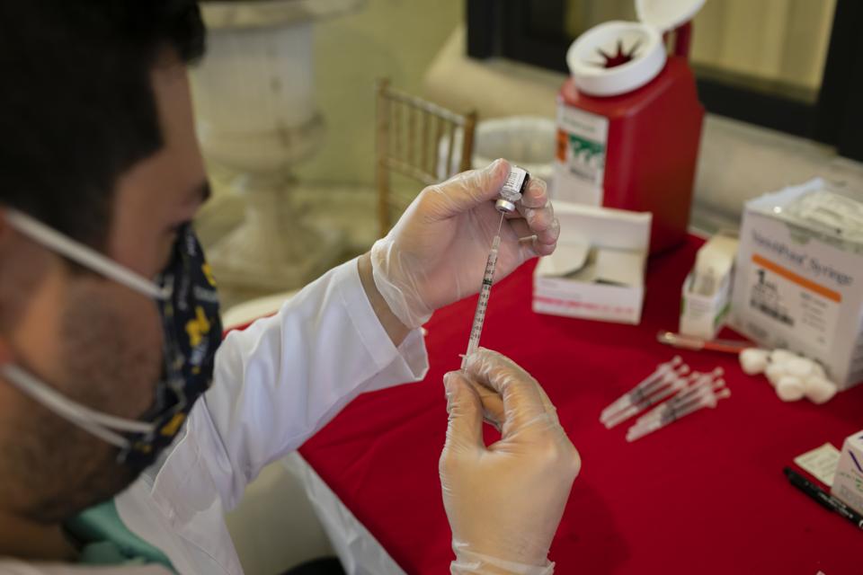 Covid-19 vaccination in Miami