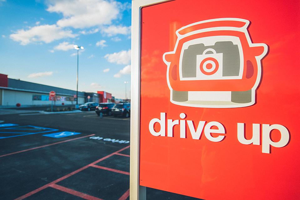 سرویس Target's Drive Up در فصل تعطیلات بسیار محبوب بود.