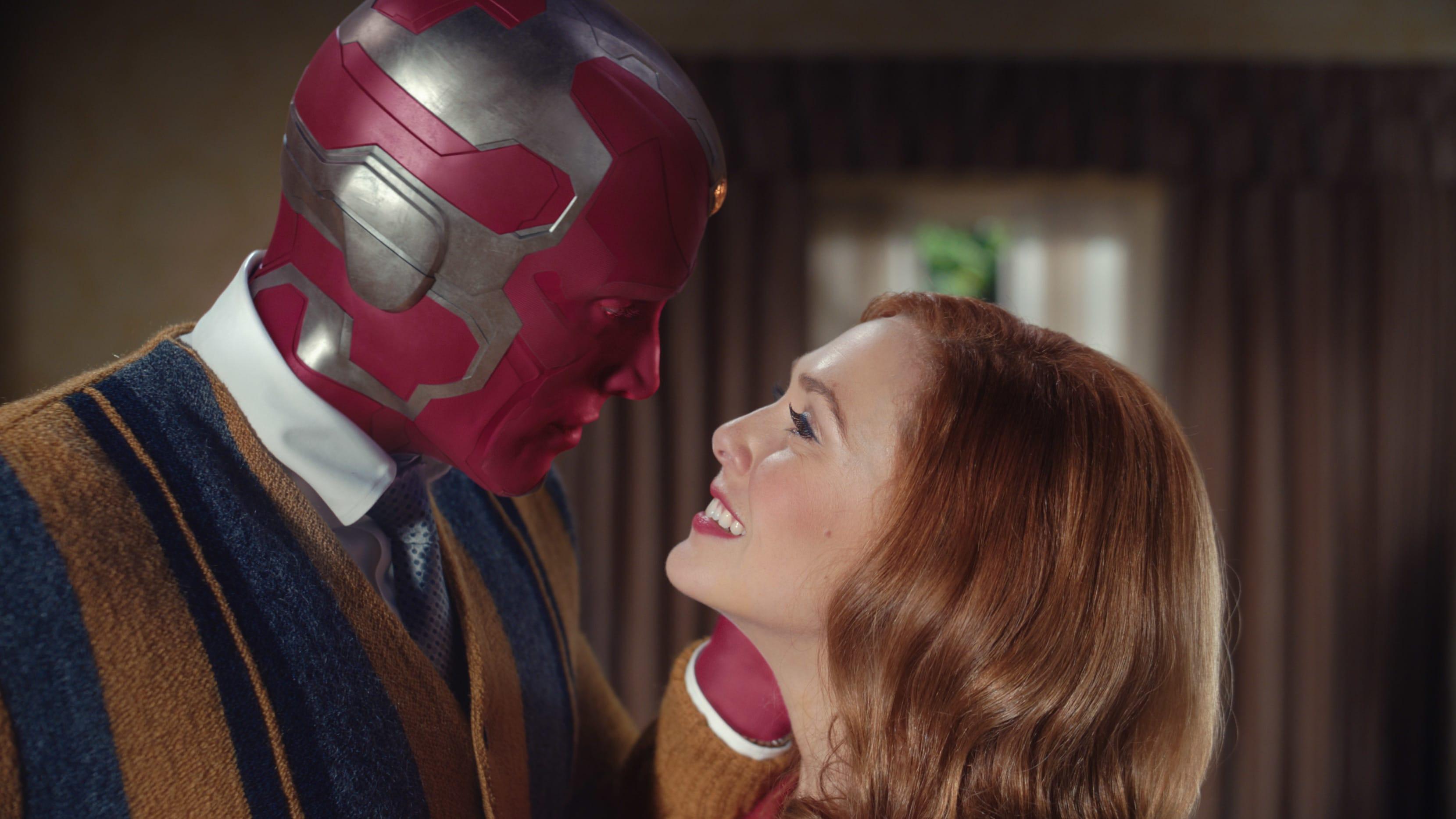 ‘Falcon And The Winter Solder’ Had A Much Bigger Debut Than ‘WandaVision’ 4 Paul Bettany and Elizabeth Olsen in 'Wandavision'