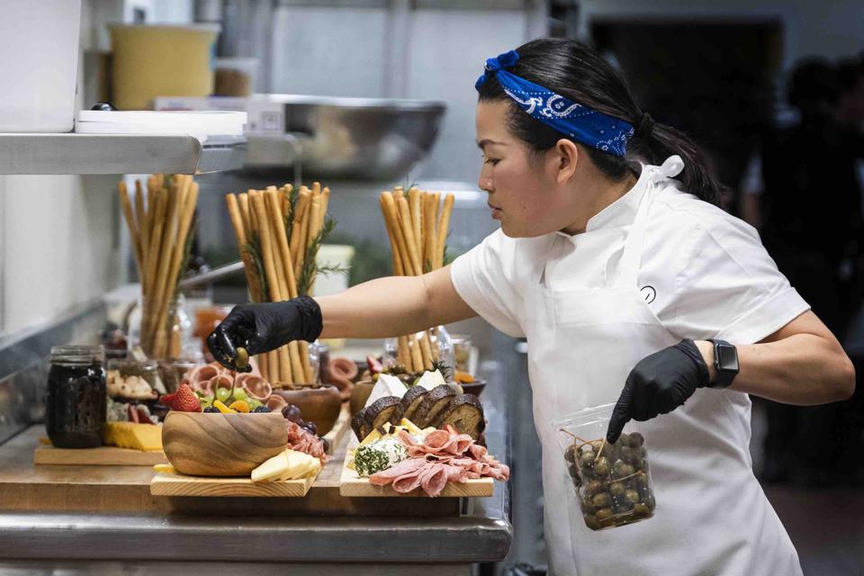 The event takes viewers behind the scenes at Wolfgang Puck Catering.