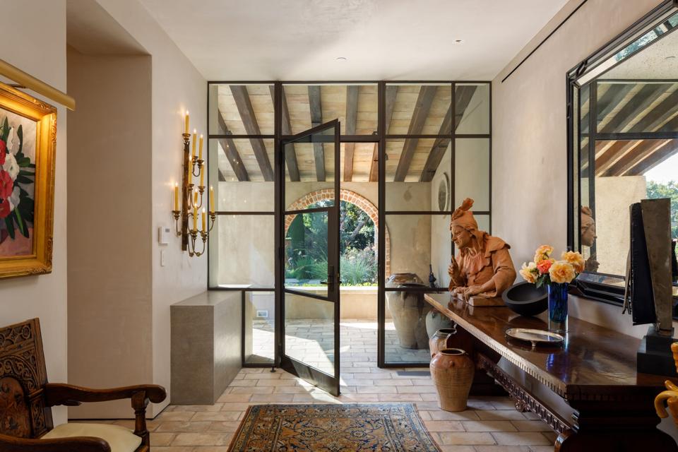 The entry in a luxury home.