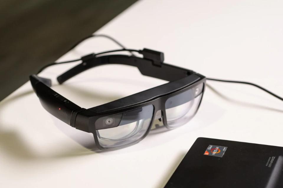 Lenovo smart glasses