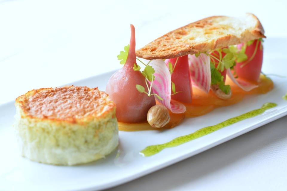 heerlijke Blue Cheese Souffle geserveerd in The Otesaga Resort Hotel