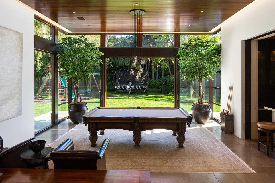 Indoor and outdoor recreation area at home