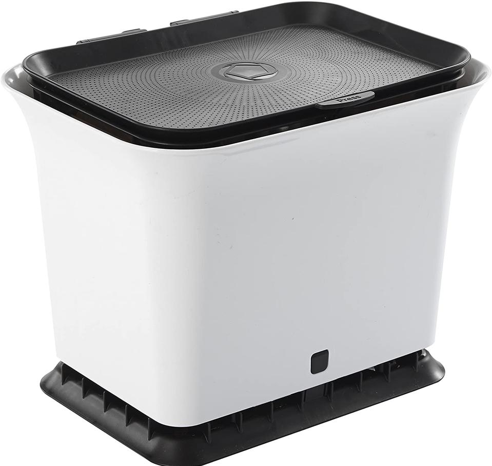 The 7 Best Countertop Compost Bins