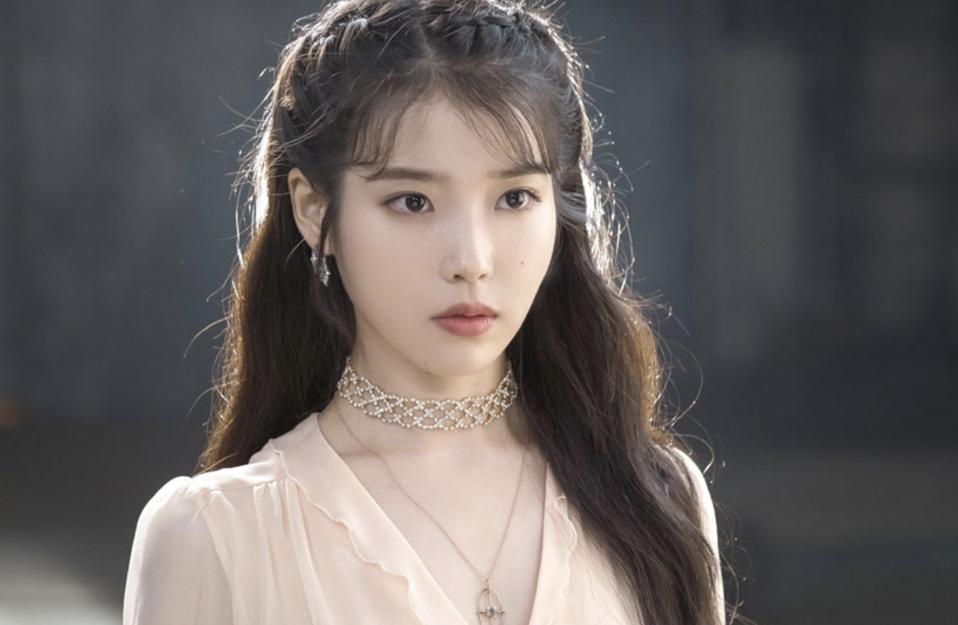 Iu Joins Cast Of Hirokazu Kore Eda Film Baby Box Broker Iu Joins Cast Of Hirokazu Kore Eda Film Baby Box Broker
