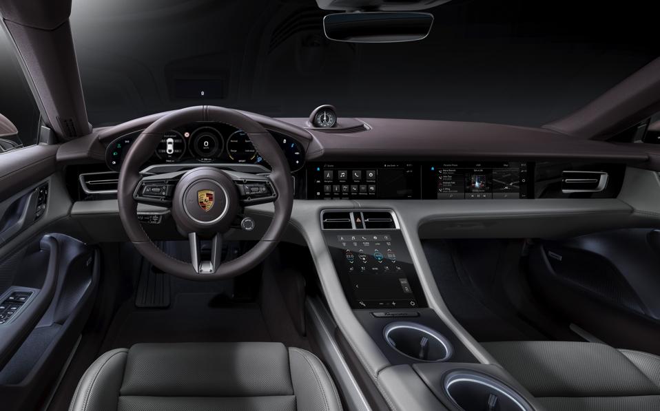 Optional passenger-side ″co-pilot″ touchscreen is excellent.
