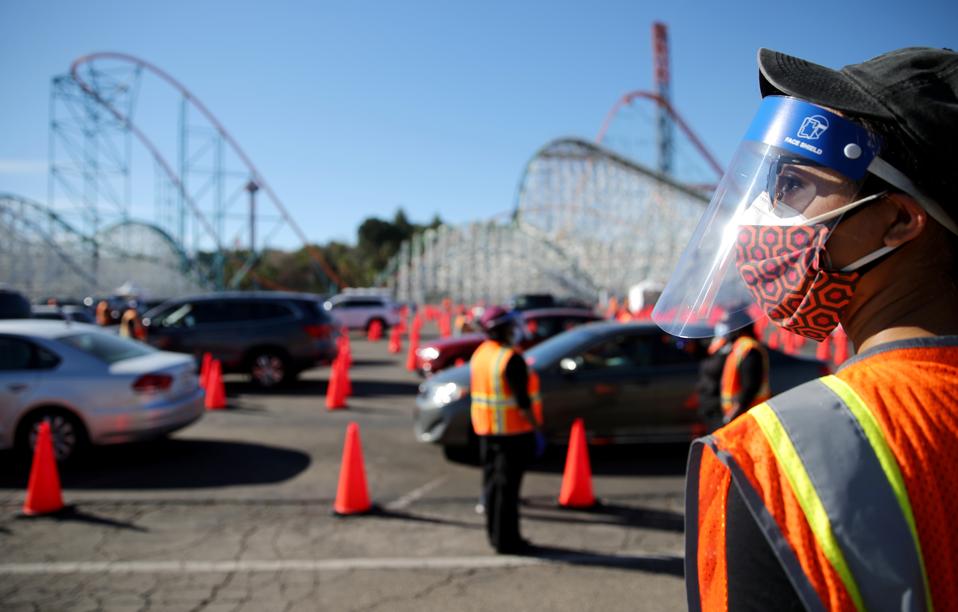 Major COVID-19 Vaccination Site Situated At Six Flags Parking Lot Near LA