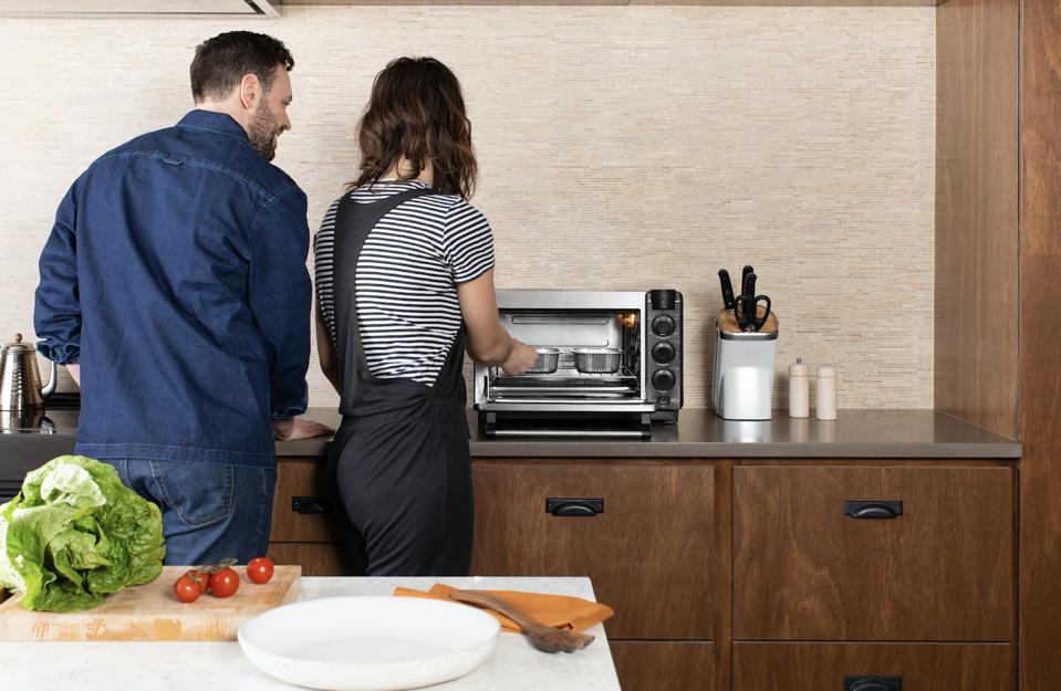 According to its website, Tovala is 'the meal service for insanely busy people.' The company boasted 10x growth over the past 18 months, and customers engage with the smart-oven on average 32 times a month.