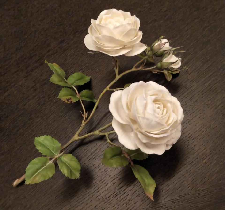 Porcelain flowers for valentine's