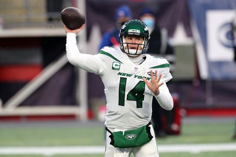 Jets QB Sam Darnold versus the Patriots