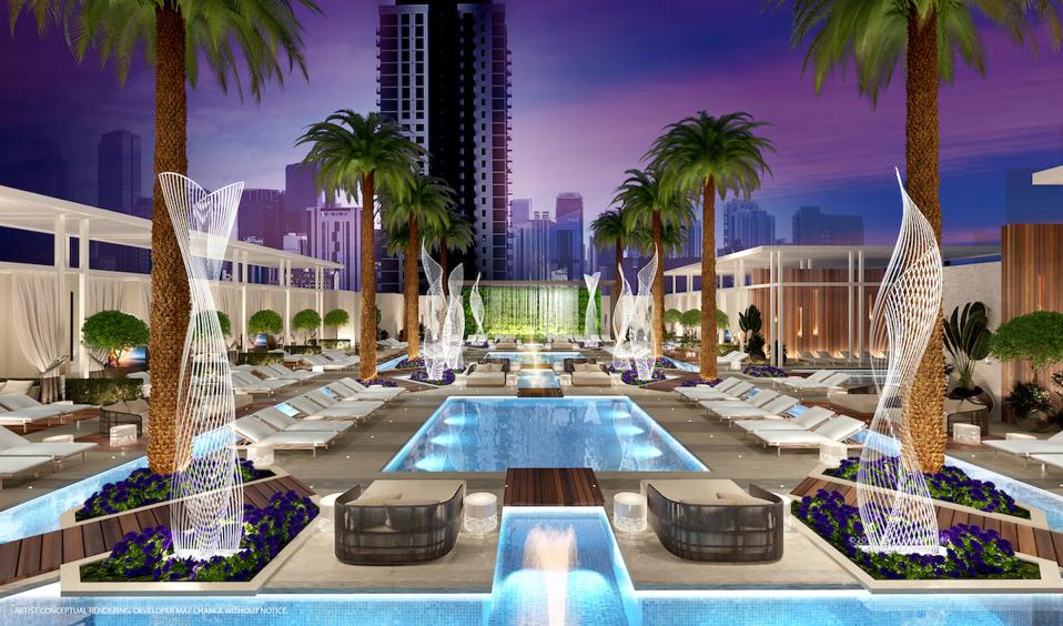 Outdoor luxury pools at hotel in Miami