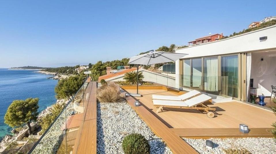 A rental vacation house near the gulf in Florida.